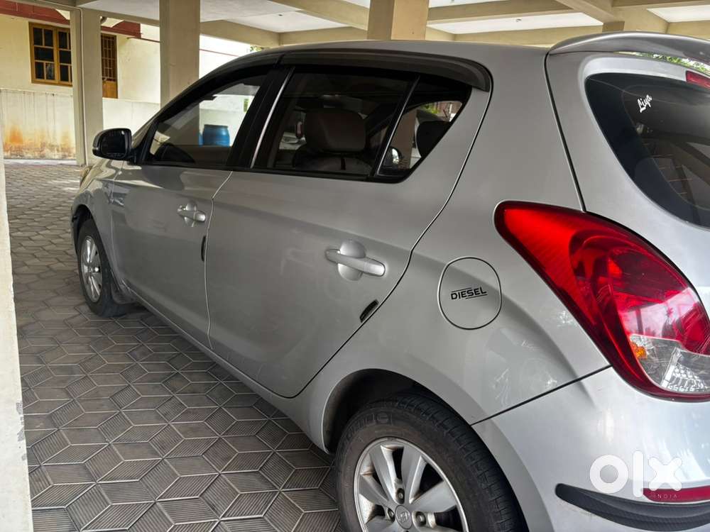 Hyundai I20 2012 Diesel Well Maintained Good Mileage