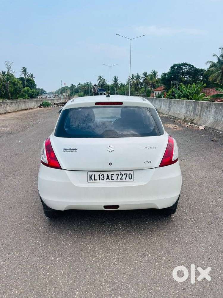 Maruti Suzuki Swift Vxi, 2015, Petrol