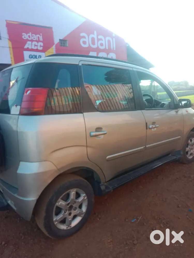 Mahindra Quanto C8 2015 Diesel Top Model Well Maintained For Sale