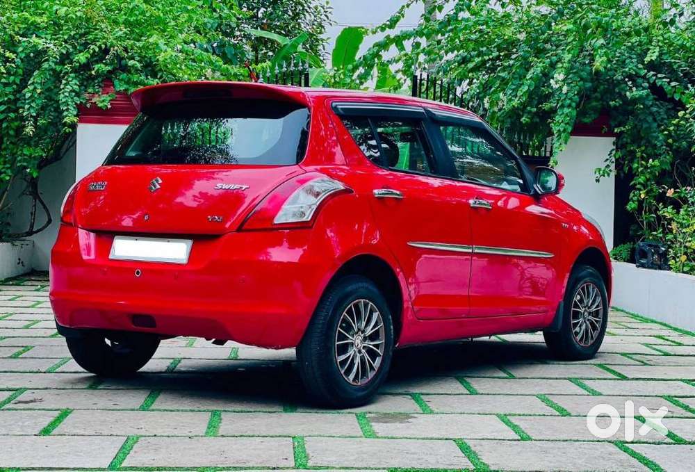 Maruti Suzuki Swift Vxi Optional, 2016, Petrol
