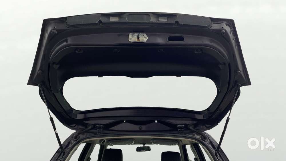 Maruti Suzuki Swift 1.2 Lxi (o), 2017, Petrol