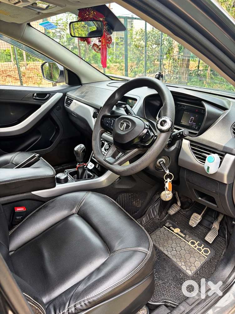 Tata Nexon Xm(s) Petrol 2022