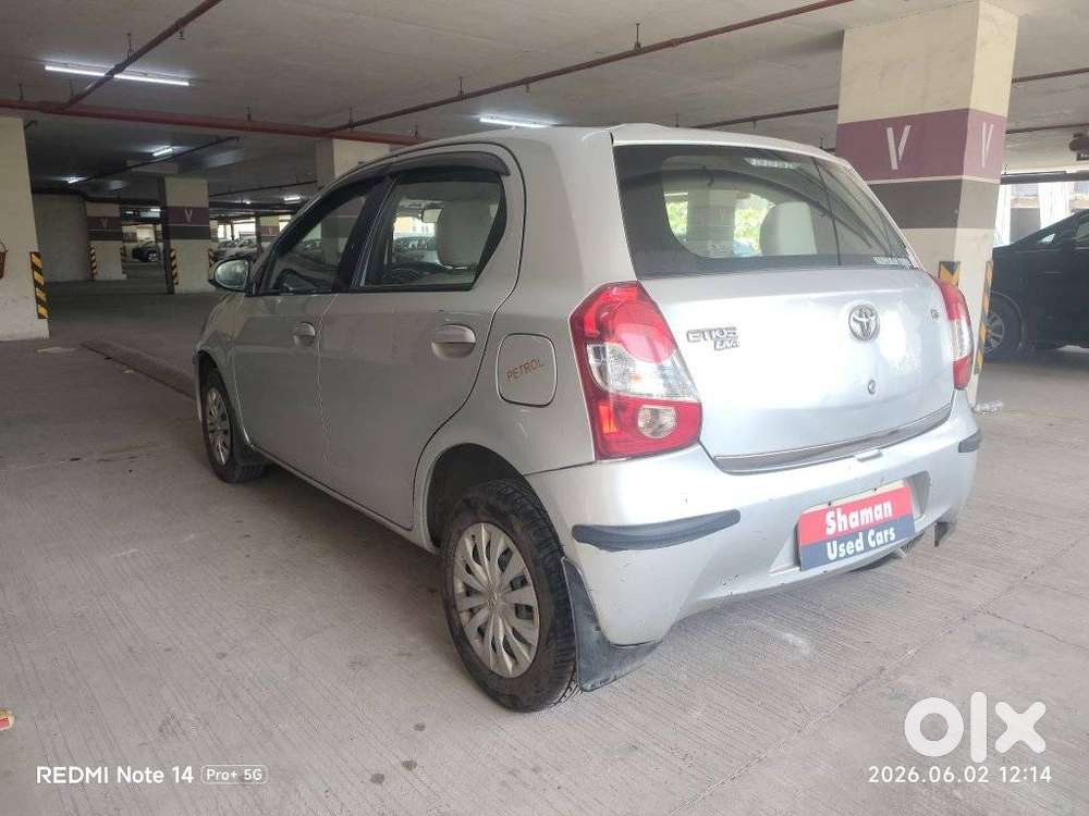 Toyota Etios Liva 2013-2014 G, 2013, Petrol