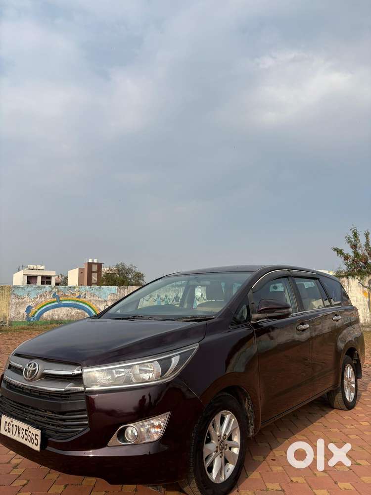 Toyota Innova Crysta 2.7 Gx At 8s, 2019, Diesel