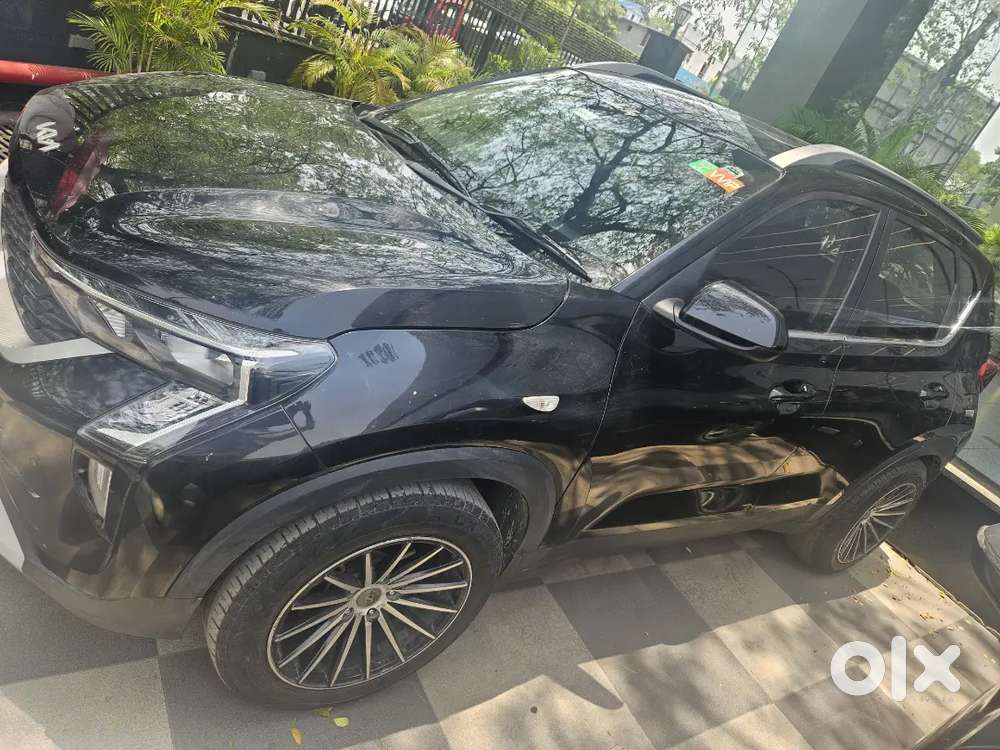 Kia Sonet 2024 Petrol Well Maintained