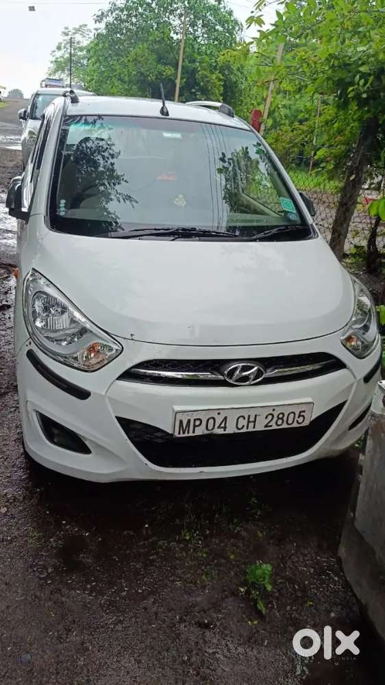 Hyundai I10 2011 Car