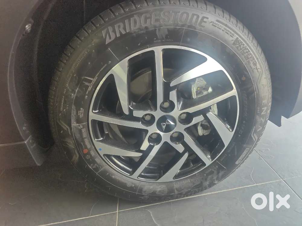 Mahindra Xuv 3xo Mx1 2026 New Cars
