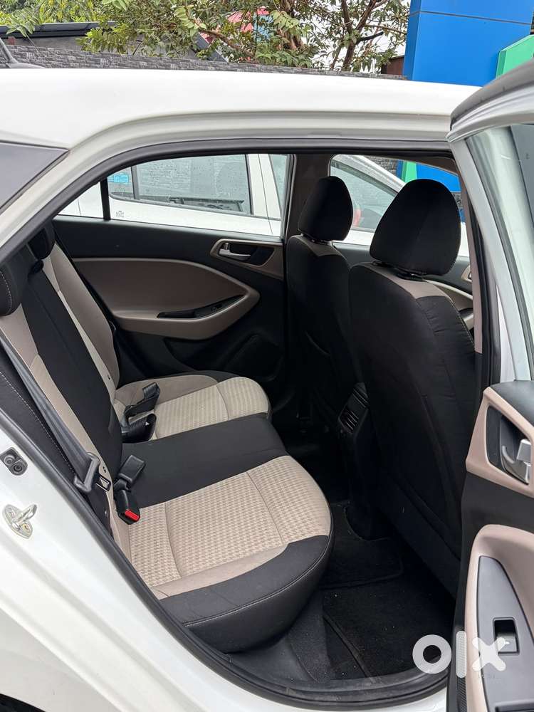 Hyundai I20 Asta Option Cvt, 2019, Petrol