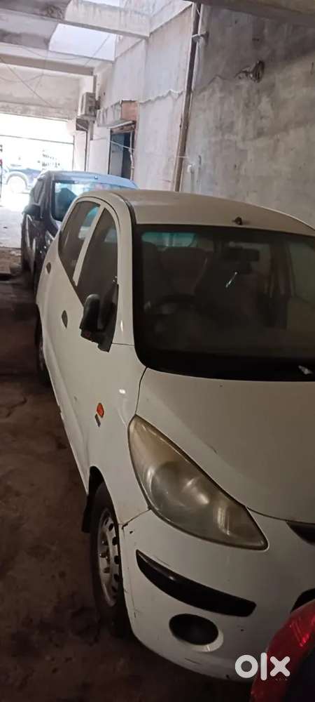 Hyundai I10 2010 Lpg 75000 Km Driven