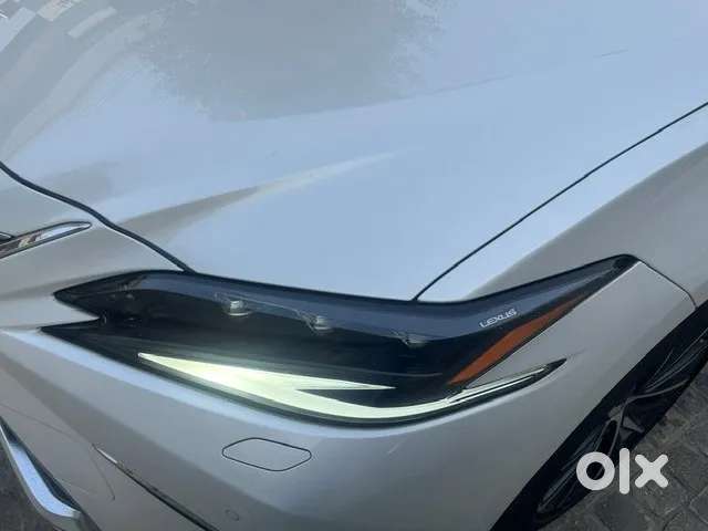 Lexus Es, 2023, Petrol