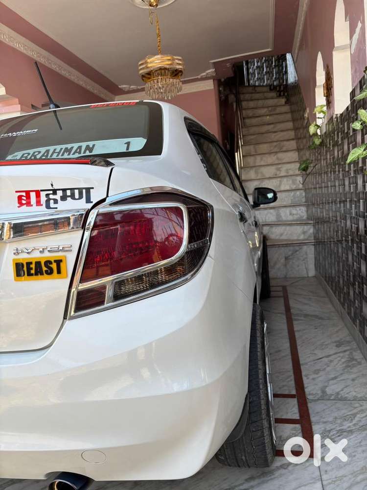 Honda Amaze 2015 Petrol Well Maintained