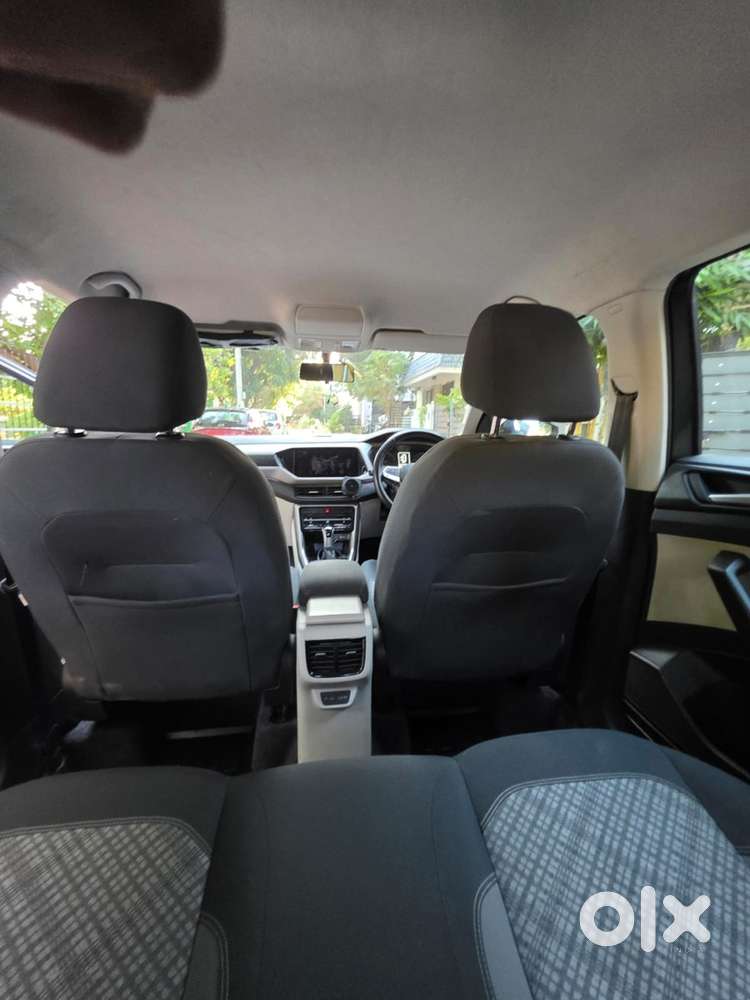 Volkswagen Taigun Highline 1.0 At
