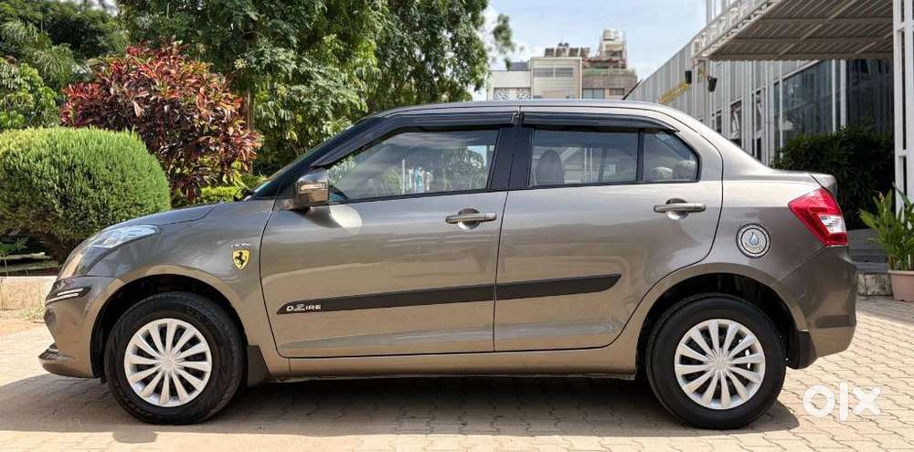 Maruti Suzuki Swift Dzire Vdi Optional, 2015, Diesel