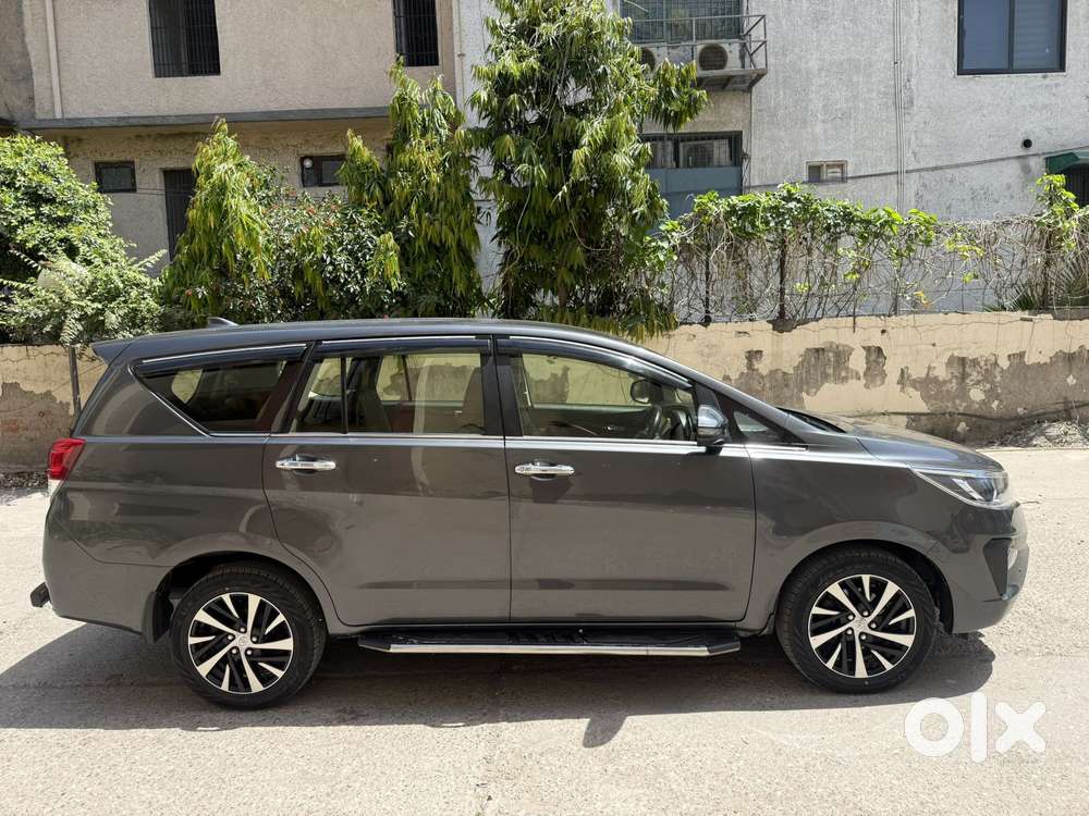 Toyota Innova Crysta 2.8z Automatic, 2021, Diesel