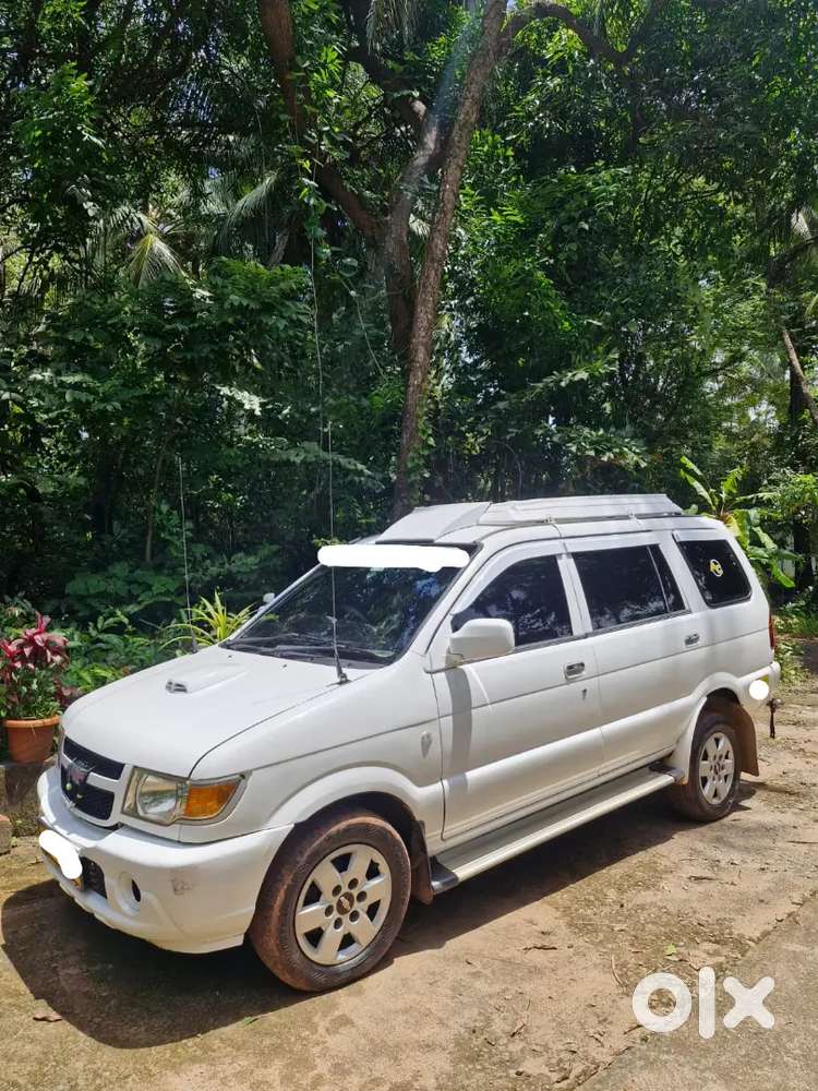 Chevrolet Tavera 2012 Diesel Well Maintaine