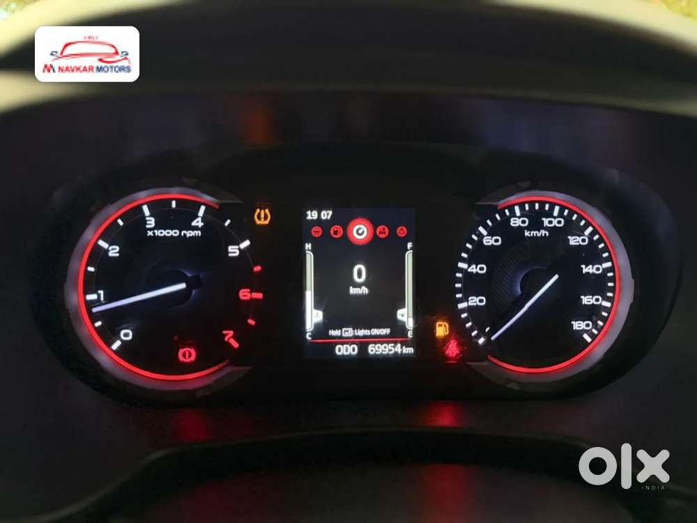 Mahindra Thar Lx Hard Top Petrol At Rwd, 2021, Petrol