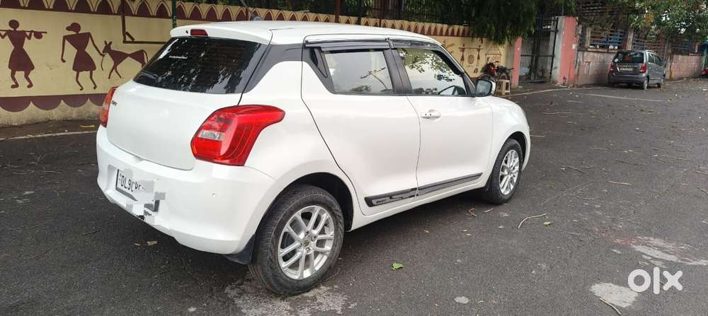 Maruti Suzuki Swift 1.3 Zxi, 2024, Petrol