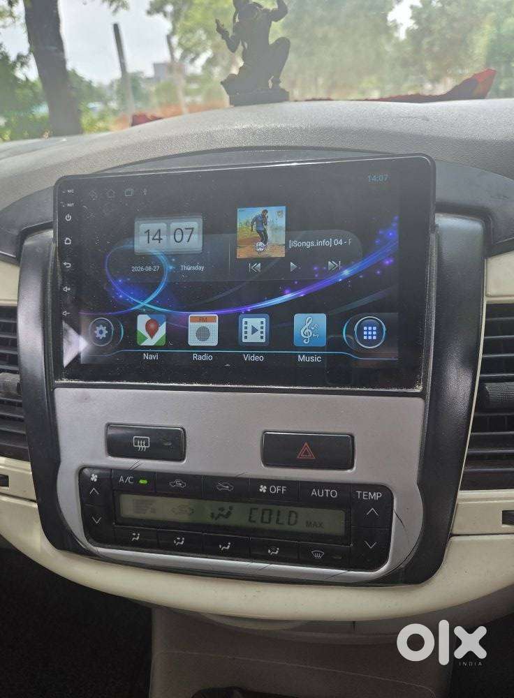 Toyota Innova 2.5 V Diesel 7-seater, 2010, Diesel