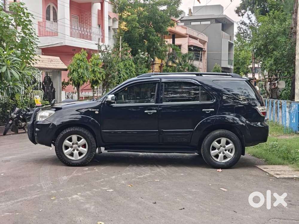 Toyota Fortuner 3.0 4x4 Manual, 2010, Diesel