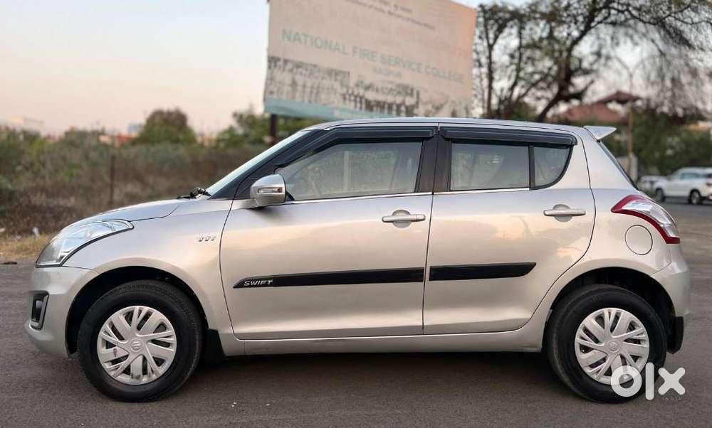 Maruti Suzuki Swift Vxi, 2015, Petrol