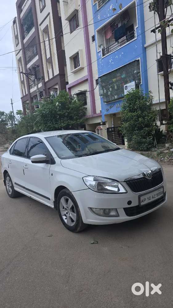 Skoda Rapid 2012 Diesel 97 Km Driven