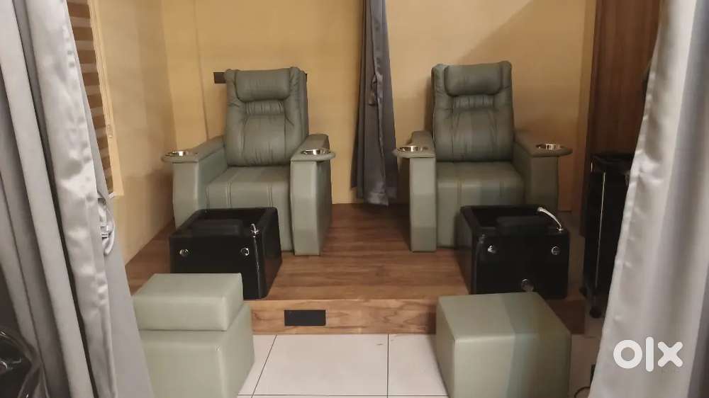 Pedicure bed and dub set