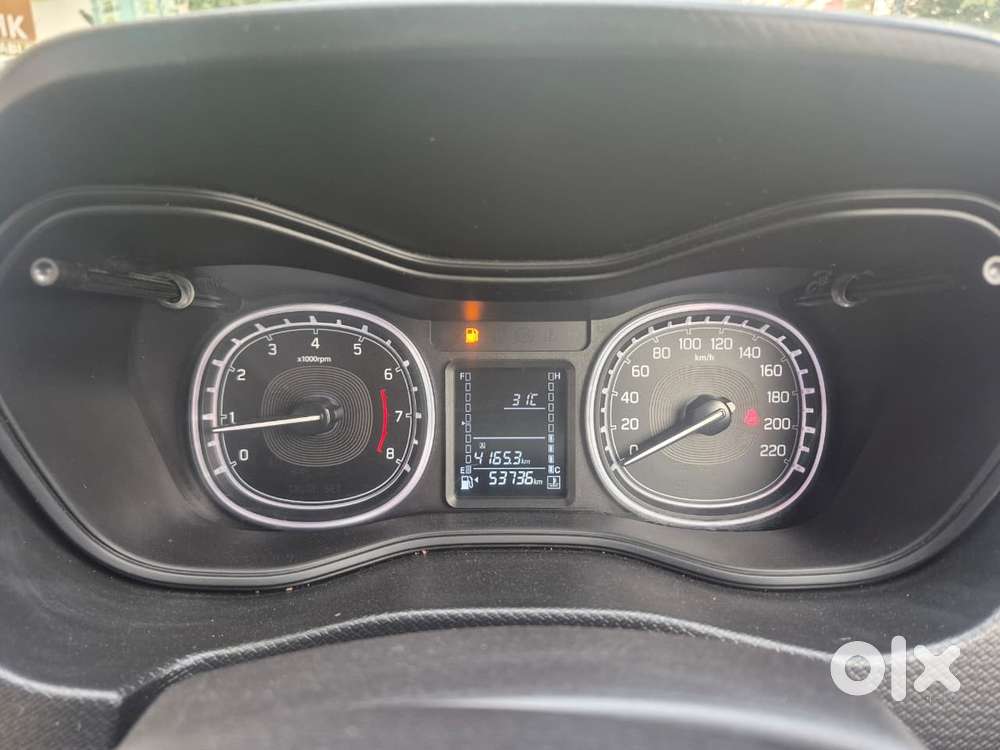 Maruti Suzuki Brezza 1.5 Zxi Smart Hybrid, 2021, Petrol