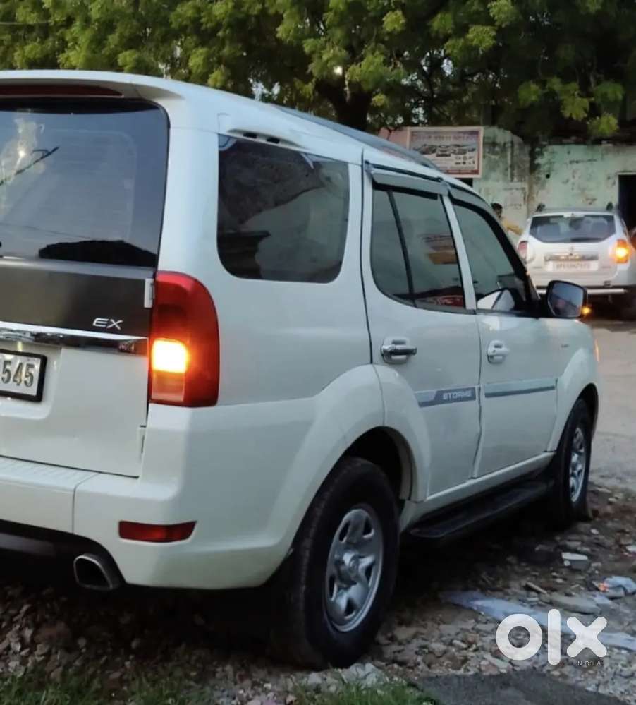 Tata Safari Storme 2017 Very Good Condition