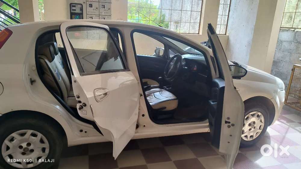 Fiat Grande Punto 2011 Diesel 150000 Km Driven