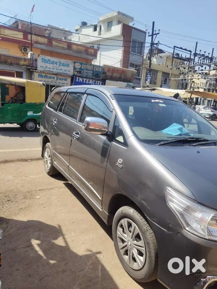 Toyota Innova 2014 Diesel 238000 Km Driven