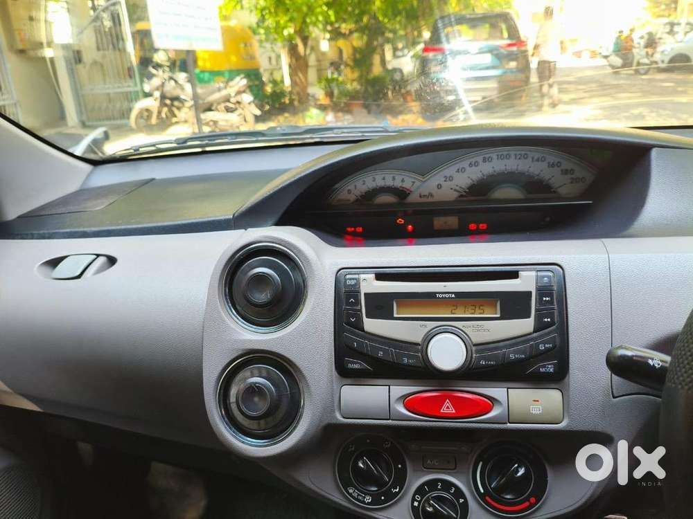 Toyota Etios 2011 Petrol Well Maintained