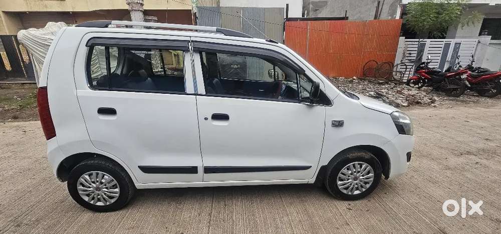 Maruti Suzuki Wagon R 1.0 2014 Petrol+cng 63000 Km Driven Smooth