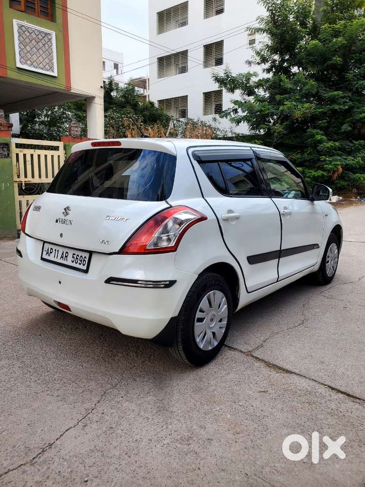Maruti Suzuki Swift 2011-2014 Vxi, 2013, Petrol