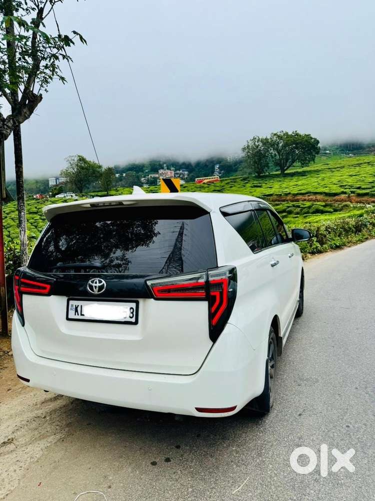2017 Toyota Innova Crysta 2.8l Zx Automatic Touring Sport
