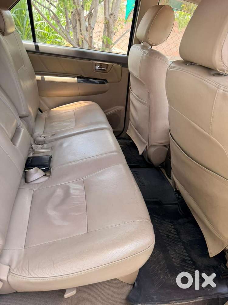 Toyota Fortuner 2013 Diesel Well Maintained