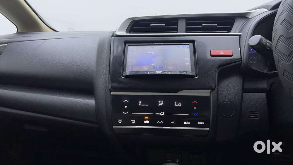 Honda Jazz V At I-vtec, 2016, Petrol