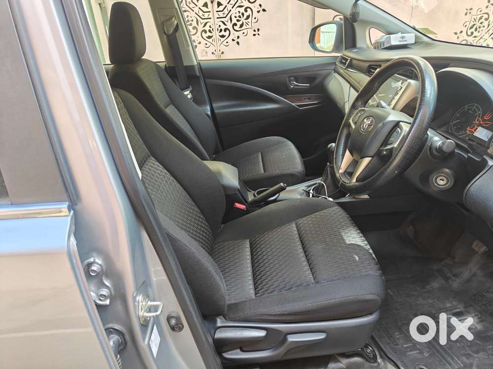 Toyota Innova Crysta 2.4 G Mt, 2022, Diesel