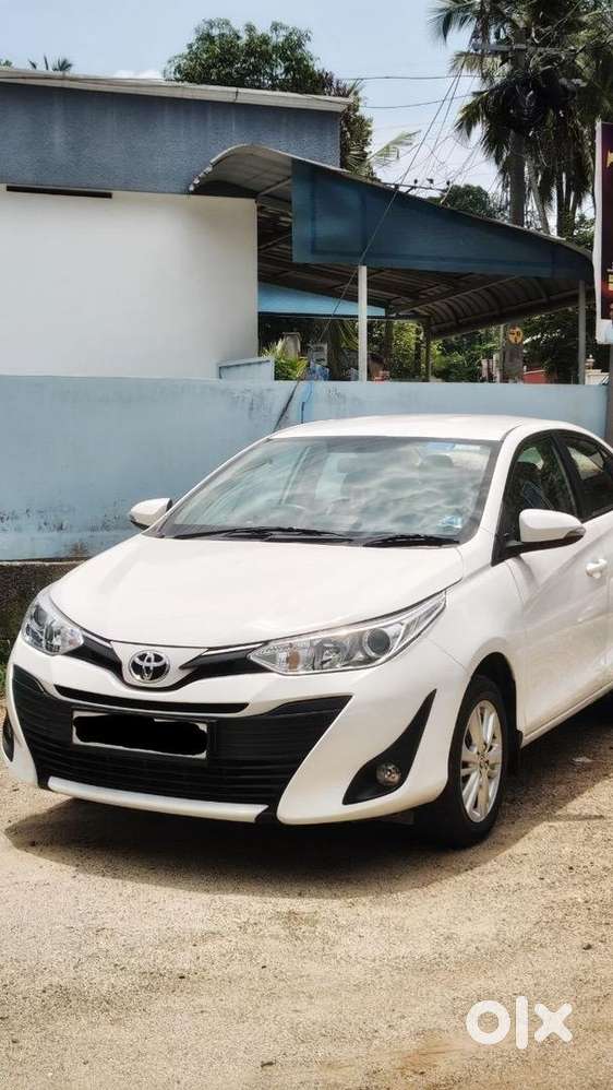 Toyota Yaris Car Automatic 2019