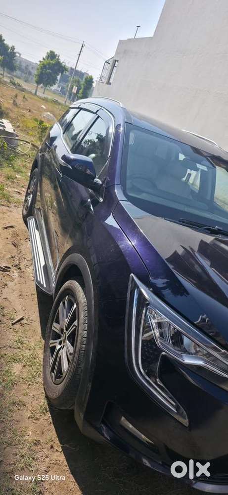 Mahindra Petrol Car 2022