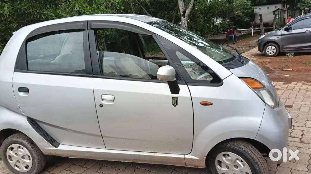 Neat And Clean Vehicle