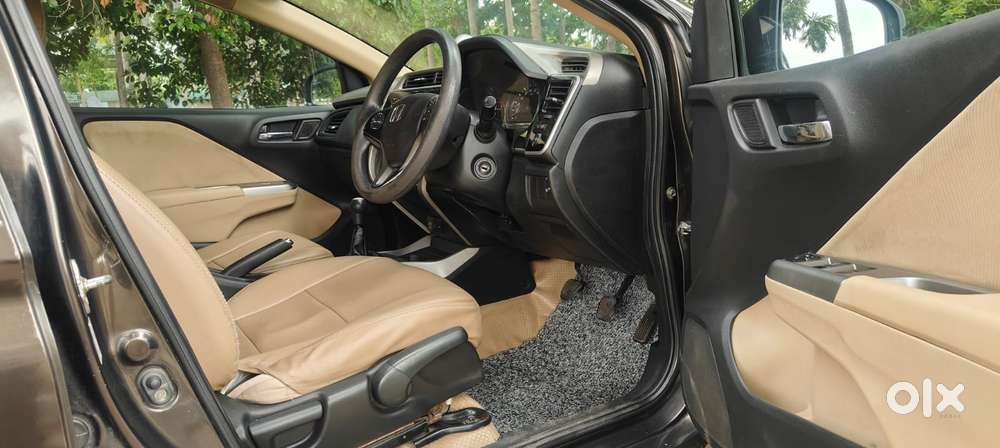 Honda City V Mt Exclusive, 2017, Petrol