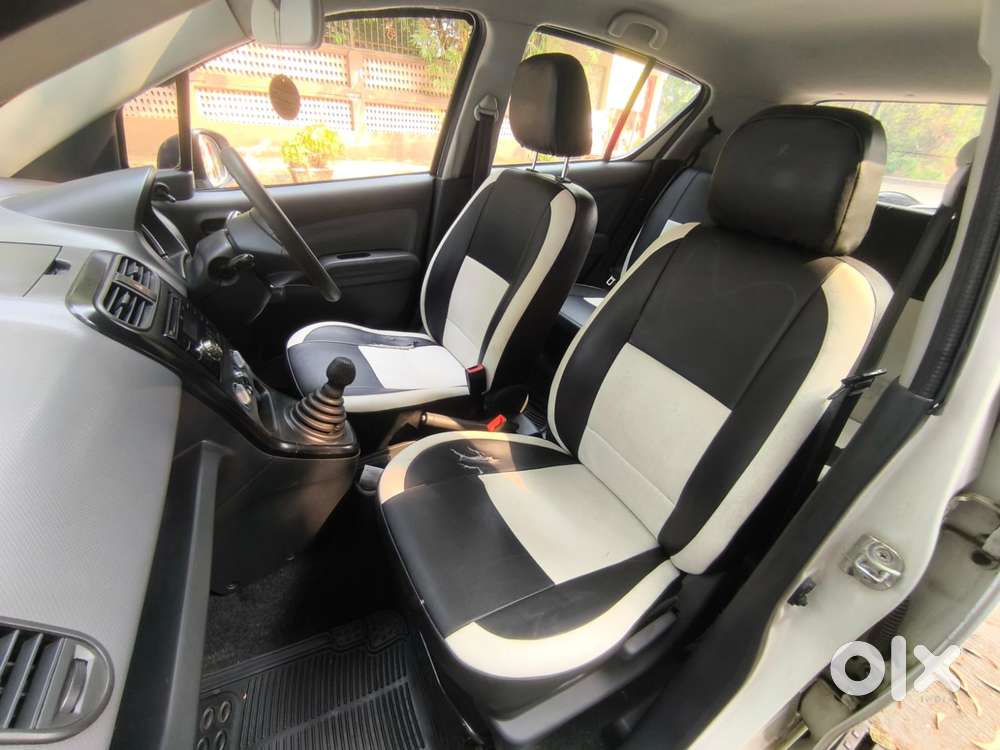 Maruti Suzuki Ritz Vxi, 2012, Petrol