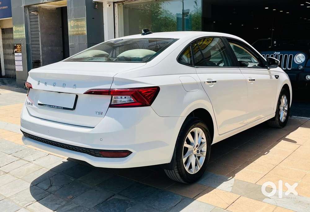 Skoda Slavia Ambition 1.5l Tsi Dsg, 2024, Petrol