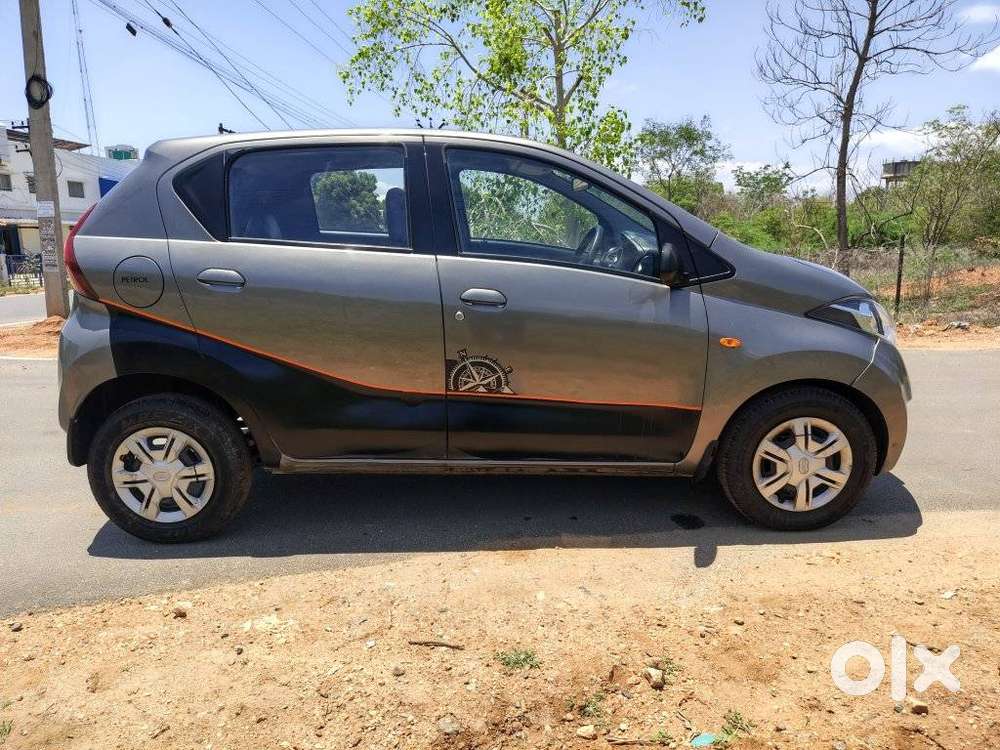 Datsun Redigo Sv 1.0, 2017, Petrol