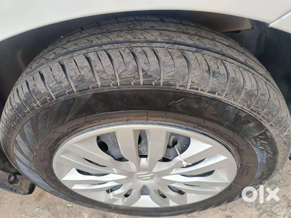 Maruti Suzuki Dzire 2024 Petrol 45600 Km Driven