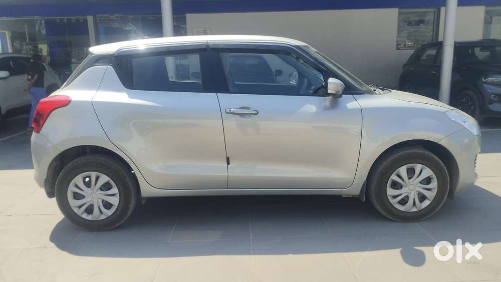 Maruti Suzuki Swift Vxi Abs Bsiv, 2022, Petrol