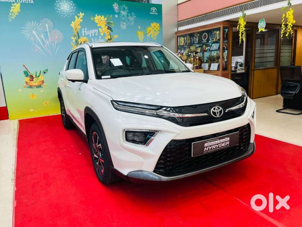Toyota Urban Cruiser Hyryder 1.5 S Hybrid, 2025, Petrol