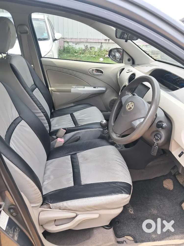 Toyota Etios 2015 Diesel 110000 Km Driven