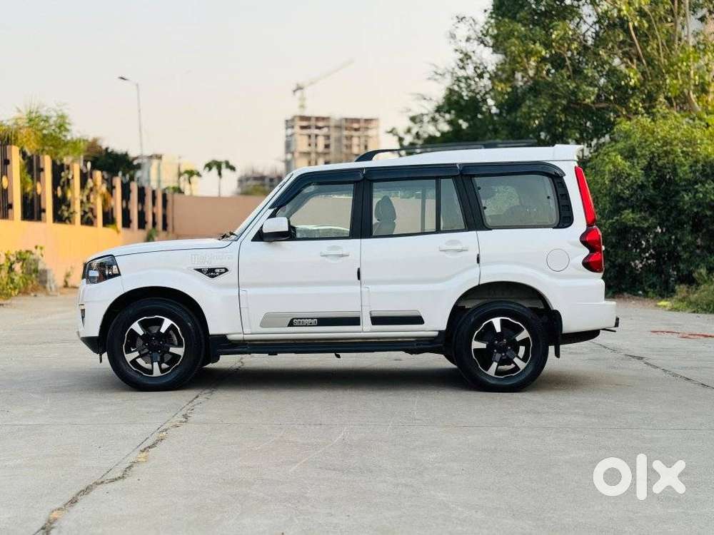 Mahindra Scorpio Classic 2.2 S 11 Mt 7 Cc, 2025, Diesel