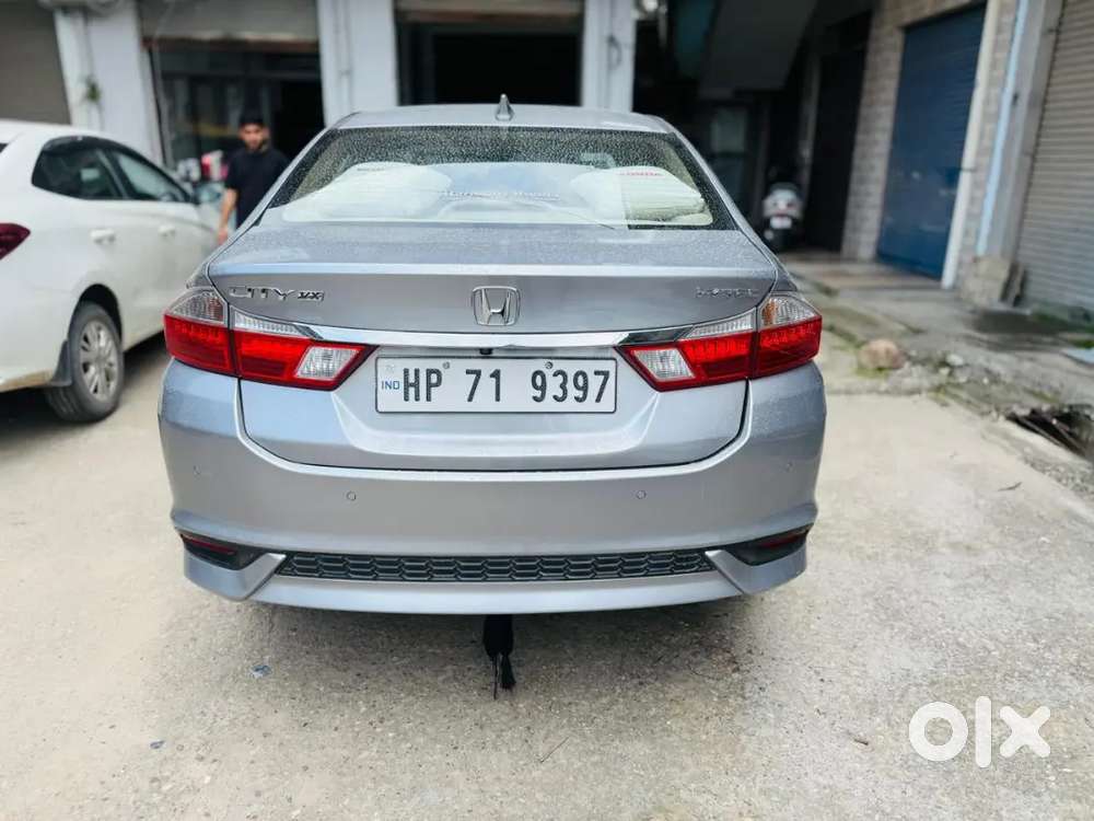 Honda City 1.5 Zx Petrol Manual 2019 Fully Top With Sunroof Push Butto